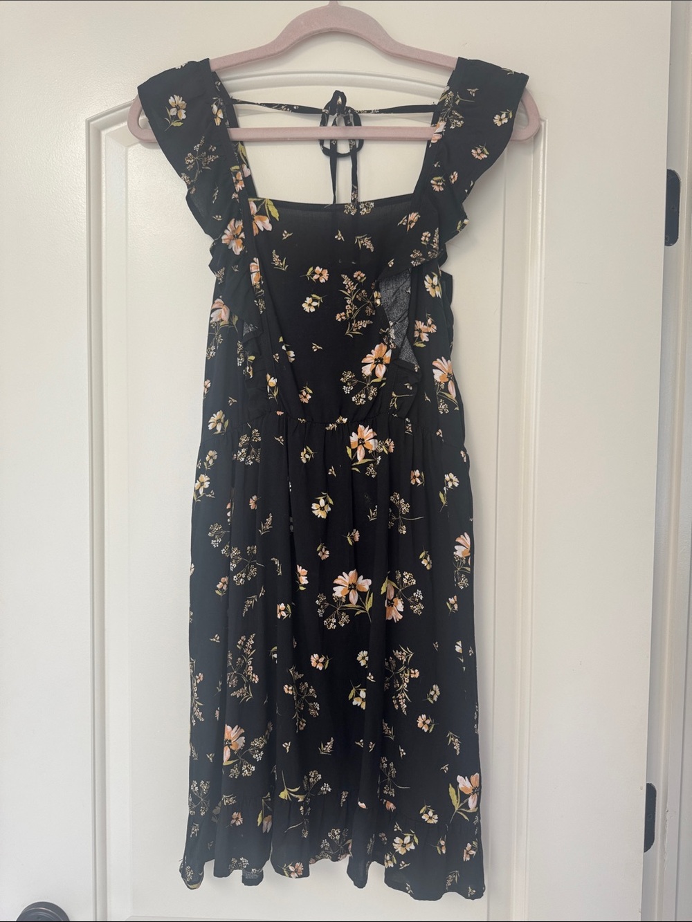 Wild Fable .Black Floral Ruffle Strap Midi Dress with Pale Pink & Cream Blooms